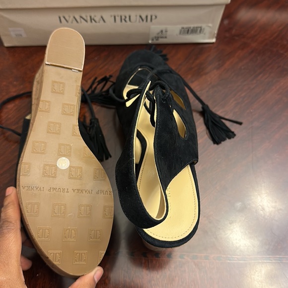 Ivanka Trump - Picture 4 of 4